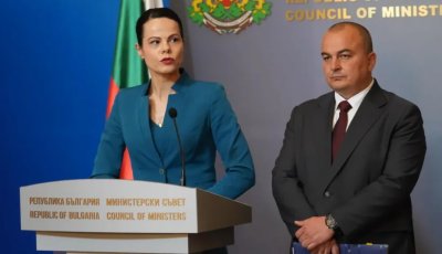 Здравният министър обясни защо се бави пръскането срещу комари 