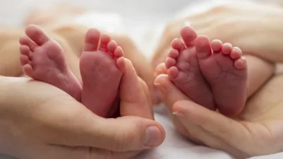 Куриоз: Как жена роди близнаци от двама мъже?