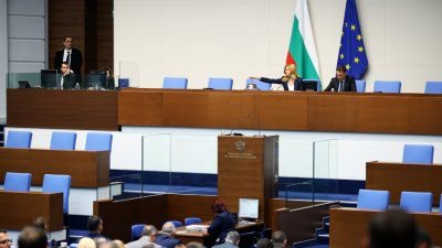 Още двама нови от ПБ се заклеха в парламента 