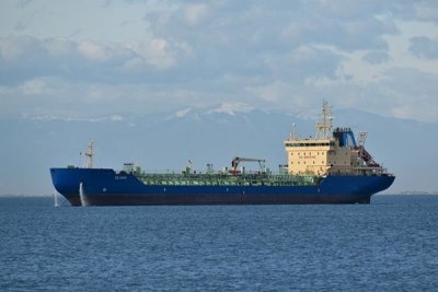 Първи танкер с природен газ премина през Ормузкия проток 