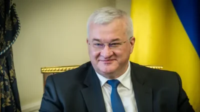 Украйна помоли Европа да посредничи за "летищно примирие" с Русия