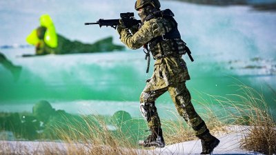 Полицай беше убит по време на учение в Германия