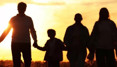 Баш в Италия: Признаха официално едно дете да има трима родители 