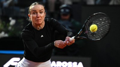 Обрат прати Свитолина във финалното каре във Вечния град
