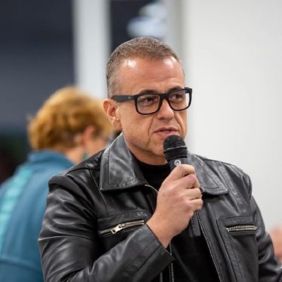 ИЗВЪНРЕДНО: Васил Терзиев уволни шефа на гробищата