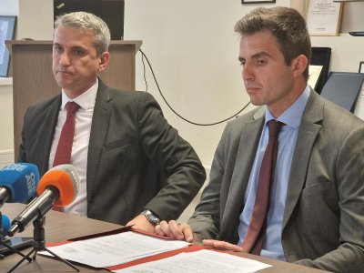 Прокуратурата и ГДБОП с подробности за измама с фалшиви съобщения от името на институции (СНИМКИ)