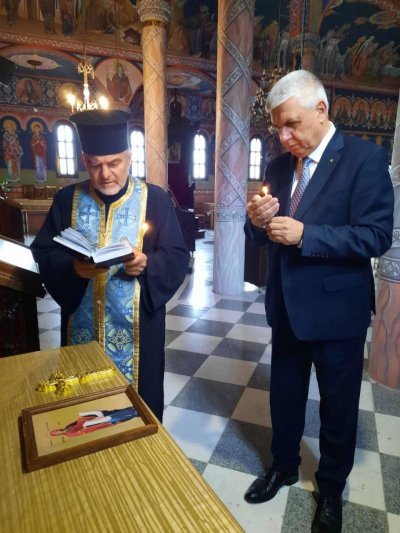 Прякорите се върнаха в митниците - Шушумигата е шеф, чакаме Шперплата и Фашиста