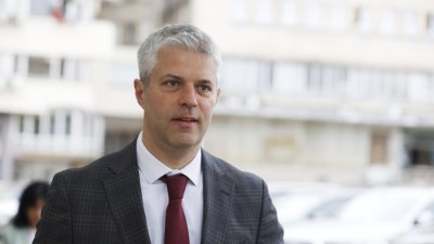 Кметове в битка за "Евровизия" на партито в София