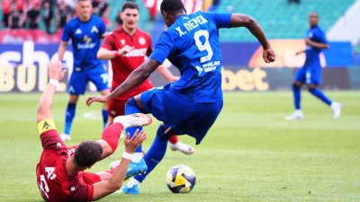 "Левски" победи във Вечното дерби с 2:0