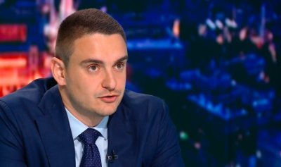 Депутатуте на Радев съвсем се оплетоха: Ще свалят ли цените или няма да позволят да се качват?