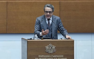 Тома Биков: Чувал съм Радев да нарича парламента "гумен печат"