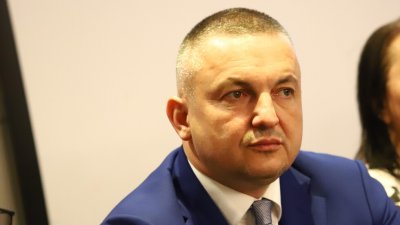Портних за делото &bdquo;Карантината&ldquo;: Позорно отстранената Теодора Георгиева изпълняваше политическа поръчка срещу мен
