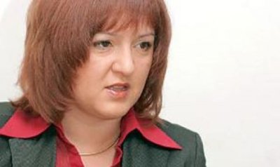 Най-после: Махат шефката на Агенцията по вписванията