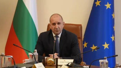 Радев на първо задгранично посещение
