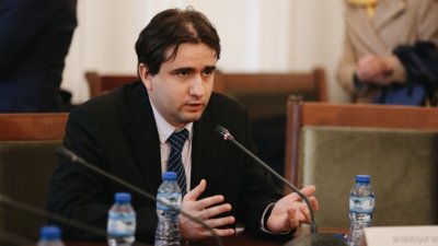 Божидар Божанов изригна: Скандално се ограничават правата на опозицията!
