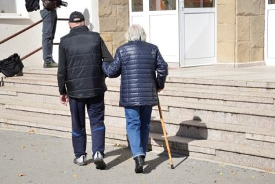НОИ зарадва пенсионерите: От септември парите ще се дават по-рано, ако датата е почивен ден
