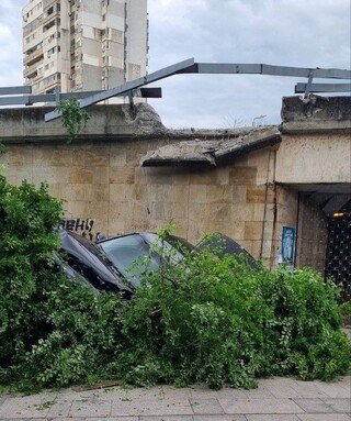Задържан е беглецът, оставил трима мигранти след катастрофа в Бургас