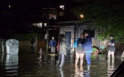 Кметът на Велико Търново отмени тържествата за 24 май, но дефилетата на абитуриентите остават
