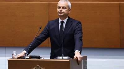 Костя май ще издигне Волгин за президент?