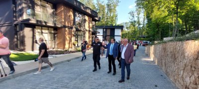 Полиция влезе в офисите на фирмата инвеститор в "Баба Алино"