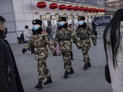Китайската армия обяви война на коронавируса
