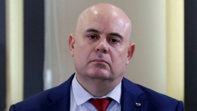 Извънредна проверка на обвиняеми с две и повече досъдебни производства