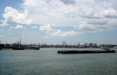 Властите в Румъния на крак, откриха дрон до пристанище Констанца 