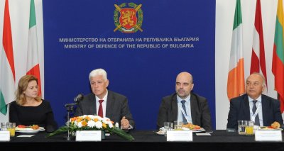 Димитър Стоянов декларира: Искаме модернизация на армията