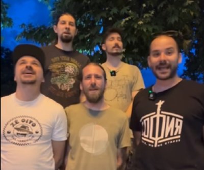 Написаха песен за Владо Тъпото и майчинството (ВИДЕО)
