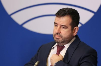 ДБ иска подуправителят в НЗОК да си ходи 