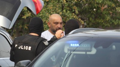 Мащабна спецакция в София: Спипаха 11 дилъри на дрога в кв. "Хр. Ботев"
