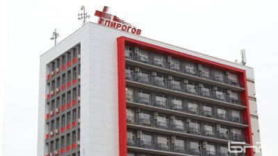Момчето пострадало при падане от петия етаж на блок в