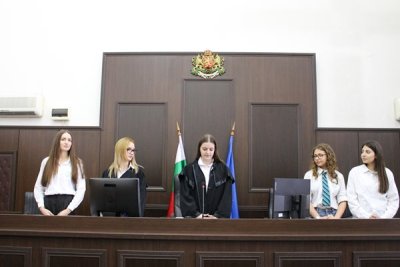 В образователен процес: Ученици осъдиха убиеца на Милен Цветков на 20 години затвор 