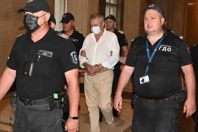 Румен Вълка обяви, че е рекетиран за милиони от Ахмед Доган