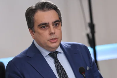 ГЕРБ ни държаха на постна пица Радев ни сложи на