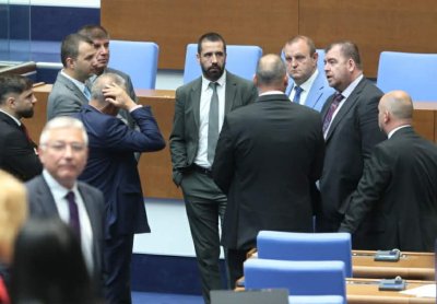 Обрат: ПБ се отказа да реже Ковид добавката на пенсионерите 