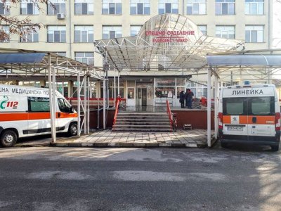Бивш надзирател се гръмна в болницата на Пазарджик