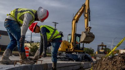 Българите работят близо по 39 часа седмично