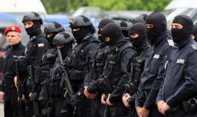 Топ ченге напуска системата, убеждават прокурори сами да се махнат 