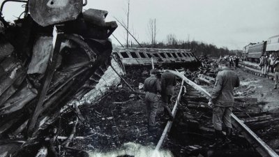 4 юни 1989: 500 души умират при зверска жп катастрофа в СССР