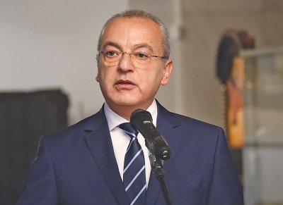 Гълъб Донев пита Теменужка: Да, законово е да вземете авансово пари от банките, но морално ли е? 