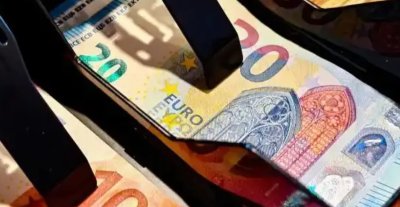 Тарикати пробутват фалшиви евро в селски бакалии
