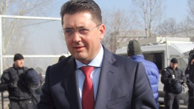 Румен Радев даде важен пост на Пламен Узунов