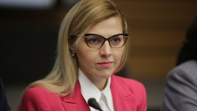Велислава Петрова: Всяко решение за помощ за Украйна ще отива на дебат в НС 