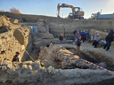 Сензационно откритие в Хераклея Синтика: Изровиха статуя на Артемида