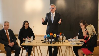 Милошев разкри 48 млн. евро загуби в НДК, прокурист влиза в Двореца (ОБЗОР)