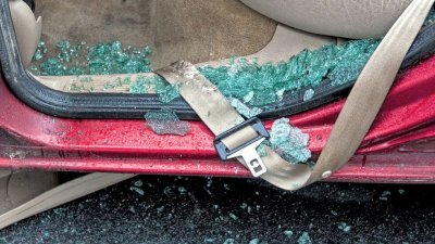 19-годишен е загинал при катастрофа, заради шофьорка, препречила пътя на друга кола