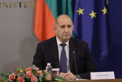 Радев лансира "Кошница с грижа" за 15% по-евтина храна 
