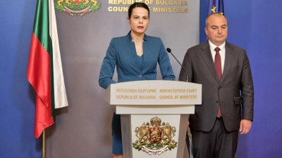 УМИШЛЕН ФАЛИТ? Здравният министър: Вместо да печелим милиони, губим от БЦЖ, СЗО ни проверява!