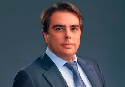 Съпредседателят на ПП ДБ Асен Василев отправи остри критики към президента Румен Радев и ГЕРБ